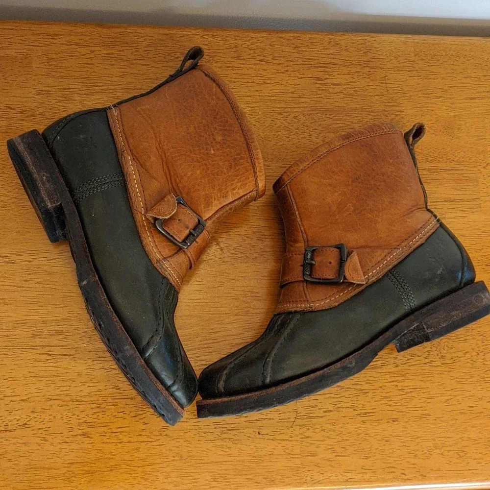 Boho Relove: Frye Shearling Winter Boots